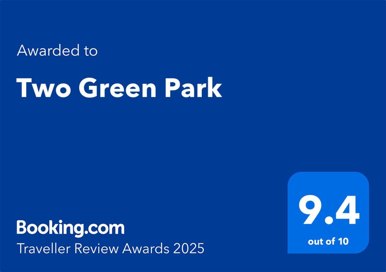 Two Green Park ニューデリー エクステリア 写真